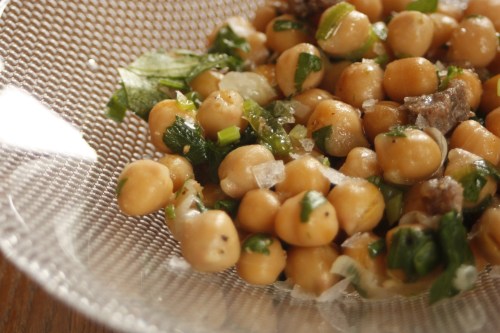 balsamic chick pea salad